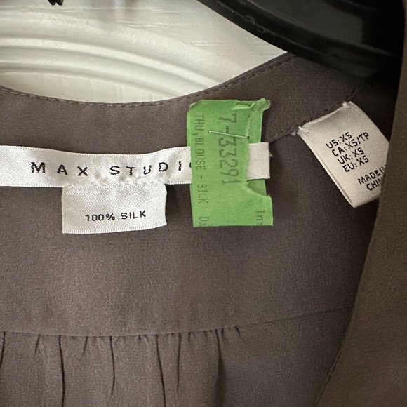 Max Studio Silk Cap Sleeve Blouse, XS, Mushroom (Taupe/Grey) - Picture 4 of 11